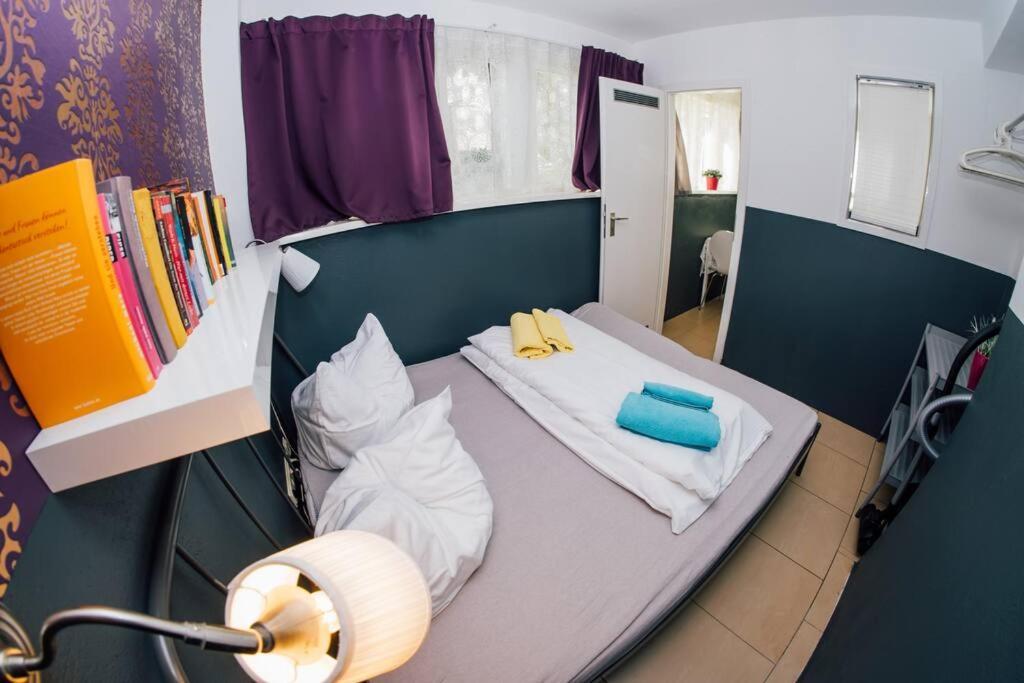 Sunny Apartment At Rostock - Pink Exteriör bild